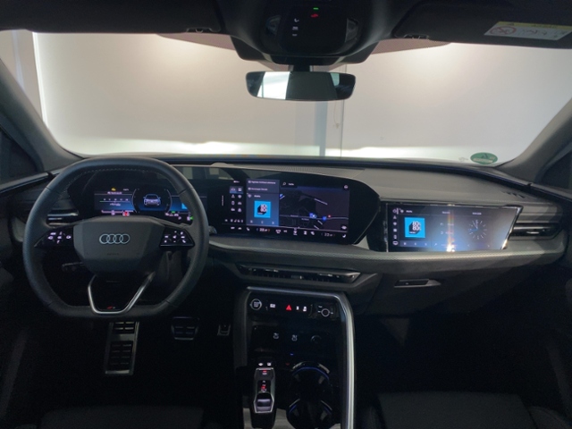 Q5 SUV TDI quattro 150 kW S tronic +Ahk+Ex Schwa