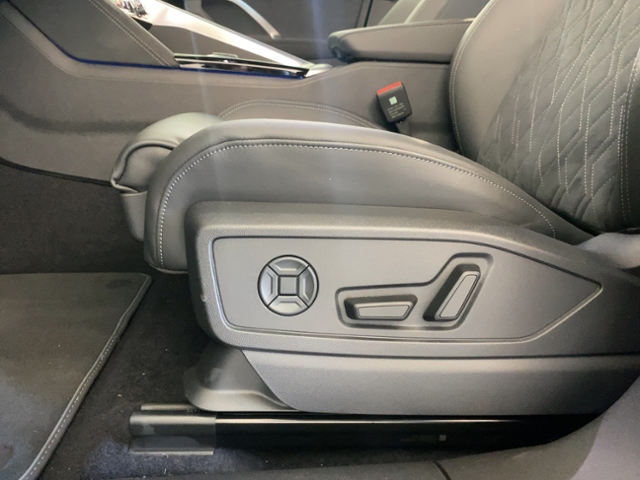 Q5 SUV TDI quattro 150 kW S tronic +Ahk+Ex Schwa