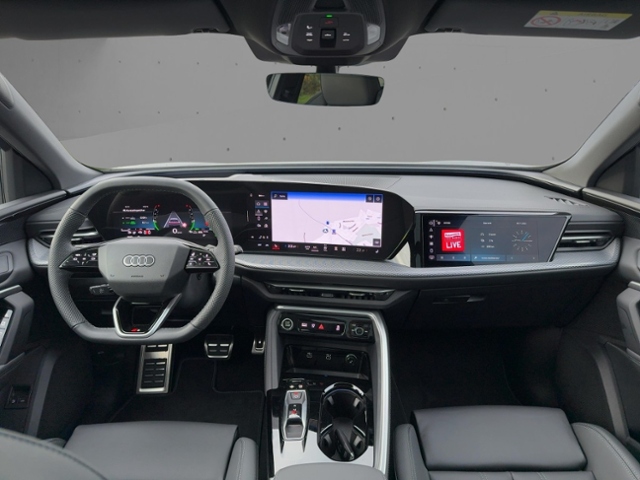 Q5 SUV e-hybrid quattro 270kw+AHK+Pano+Tech Pro+