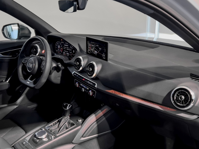 SQ2 2.0 TFSI Quattro S-Line+Navi+Matrix+Ahk+Virt