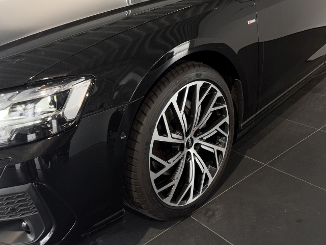 A8 50 TDI quattro tiptronic+Allradlenkung+B&O+Hu