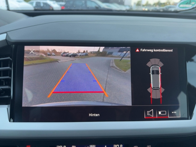Q4 40 e-tron+Navi+Led+Head Up+Carplay+Virt Cock+