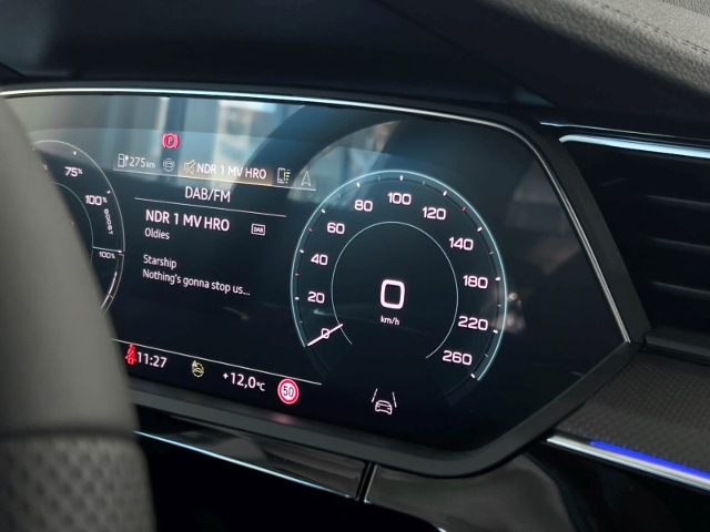 Q8 Sportback 55 e-tron Quattro S-Line+Navi+Matri