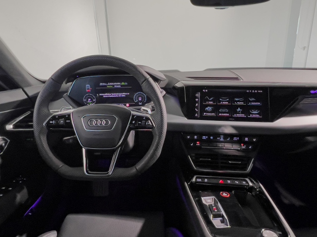 e-tron GT Quattro+Navi+Matrix+Head Up+Top View+L