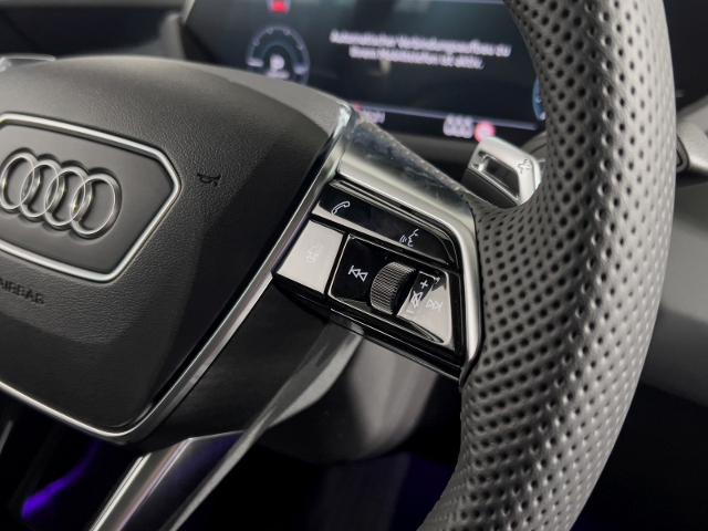 e-tron GT Quattro+Navi+Matrix+Head Up+Top View+L