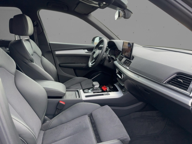 Q5 40 TFSI Quattro S-Line+Navi+Matrix+Virt Cock+