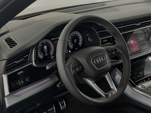 Q8 50 TDI Quattro S-Line+Navi+Matrix+Ahk+B&O+Hea