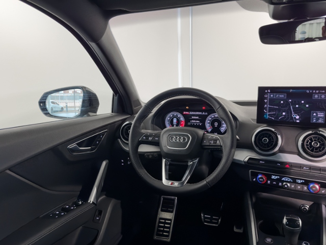 Q2 advanced 35 TFSI 110(150) kW(PS) S tronic+MMi