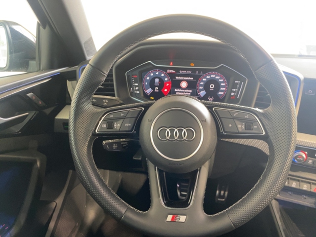 A1 Sportback 30 TFSI S tronic S-Line+Navi+Led+Ka