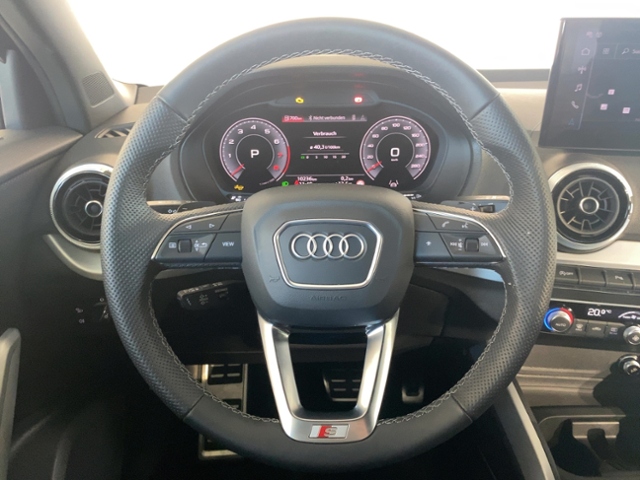 Q2 advanced 35 TFSI 110(150) kW(PS) S tronic+Ass