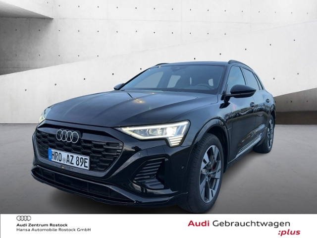 Q8 S line 55 e-tron quattro 300 kW+Assi Tour+Hud