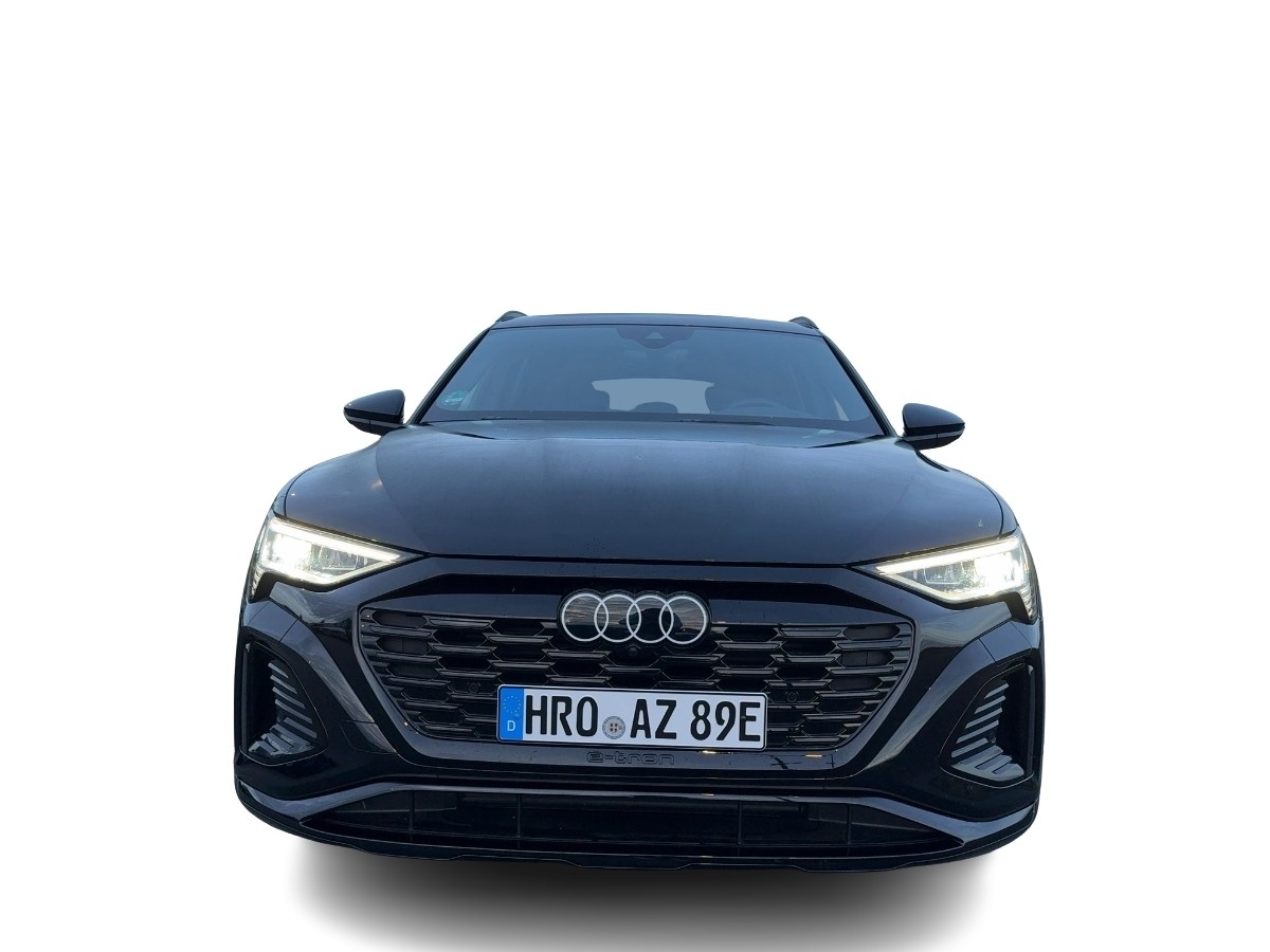 Q8 S line 55 e-tron quattro 300 kW+Assi Tour+Hud