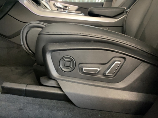 Q7 50 TDI Quattro 7-Sitze+Navi+Matrix+Pano+Lhz+V