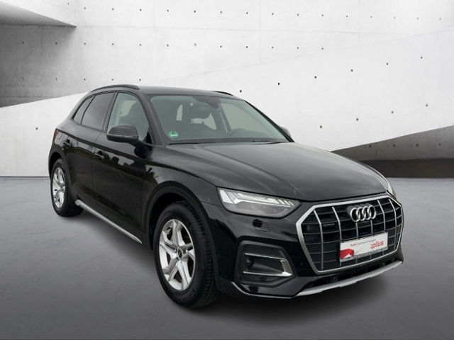 Q5 50 TFSI e Quattro+Navi+Matrix+Ahk+Top View+Vi