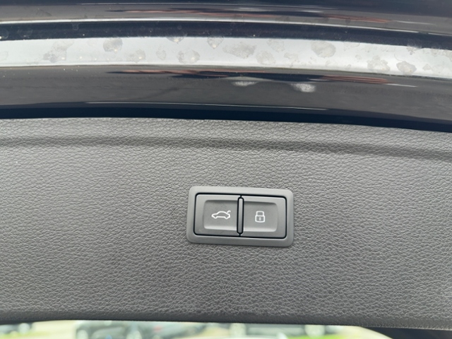 Q5 55 TFSI e Quattro S-Line+Navi+Matrix+Hud+Top 