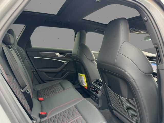 RS6 Avant 4.0 TFSI Quattro+Navi+Matrix+Ahk+Head
