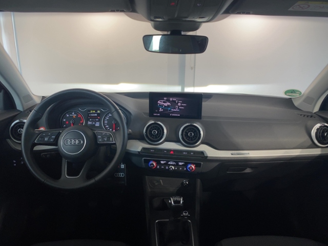 Q2 30 TDI 6-Gang+Navi+Matrix+Ambiente+Kamera+Aps