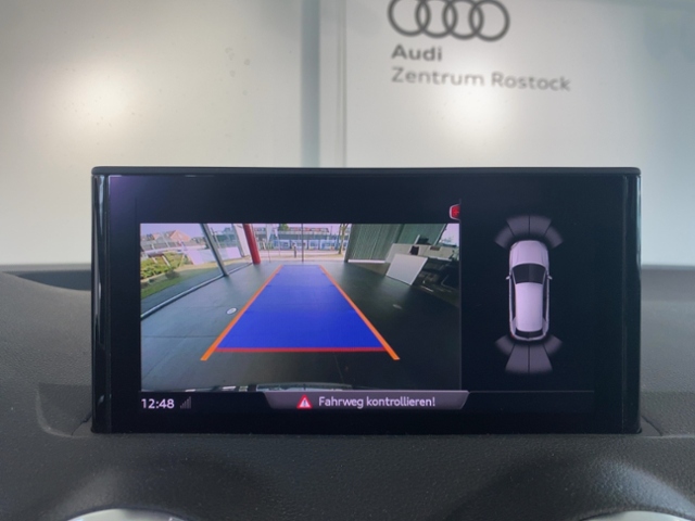 Q2 30 TDI 6-Gang+Navi+Matrix+Ambiente+Kamera+Aps