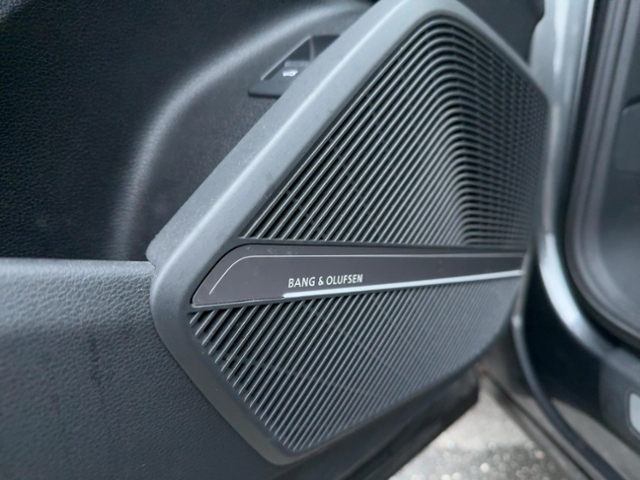 SQ5 3.0 TDI Quattro+Navi+Matrix+Ahk+Head Up+B&O+
