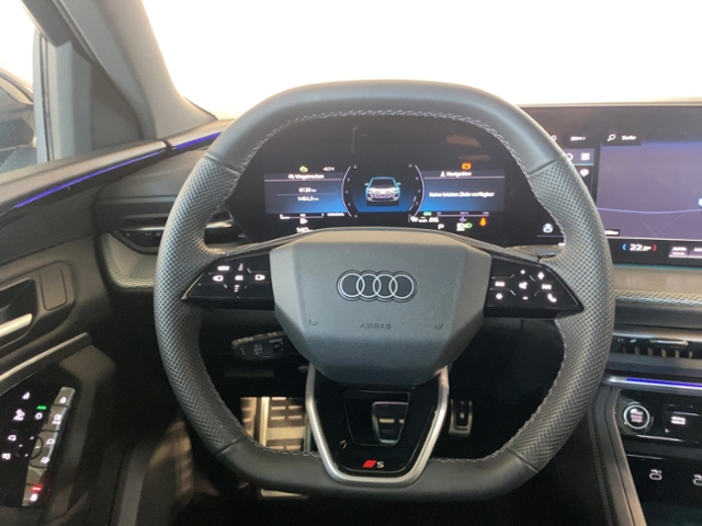 Q5 2.0 TFSI Quattro S-Line+Navi+Led+Ahk+Carplay+