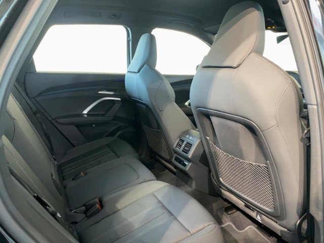 Q5 2.0 TFSI Quattro S-Line+Navi+Led+Ahk+Carplay+