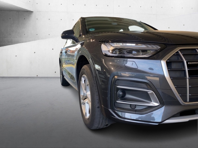 Q5 40 TDI Quattro+Navi+Matrix+Ahk+Virt Cock+Ambi