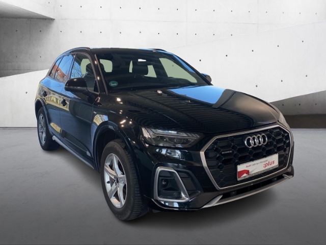 Q5 40 TDI Quattro S-Line+Navi+Matrix+Ahk+Ambient