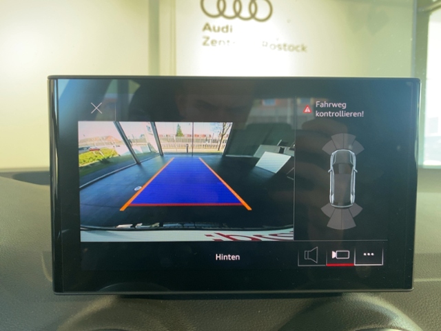Q2 35 TFSI S tronic+Navi+Led+Ahk+Carplay+Tempo+K
