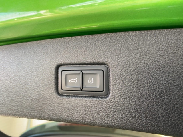 Q7 45 TDI Quattro+Navi+Matrix+Ahk+Head Up+Air Su