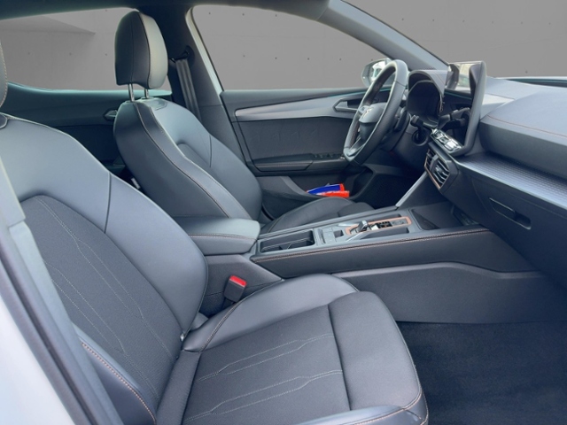 Leon 2.0 TDI+Navi+Led+Virt Cock+Ambiente+Kamera+