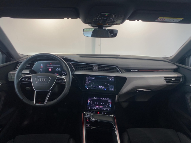 e-tron 55 Quattro S-Line+Navi+Matrix+Ahk+Hud+Top
