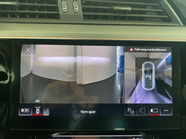 e-tron 55 Quattro S-Line+Navi+Matrix+Ahk+Hud+Top