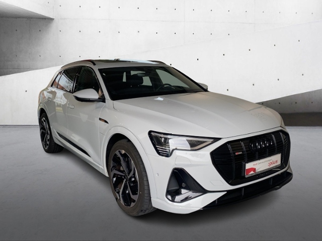 e-tron 55 Quattro S-Line+Navi+Matrix+Ahk+Hud+Top