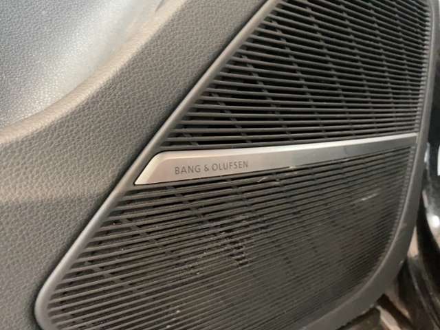 Q7 50 TDI Quattro S-Line+Navi+Matrix+Ahk+Hud+Air
