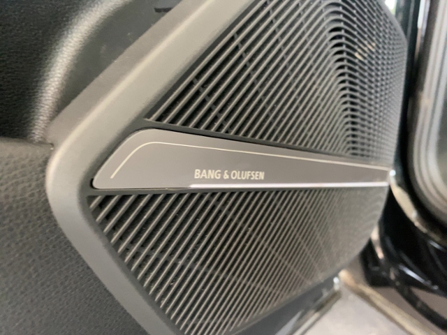 Q5 40 TDI Quattro S-Line+Navi+Matrix+Ahk+Kamera+