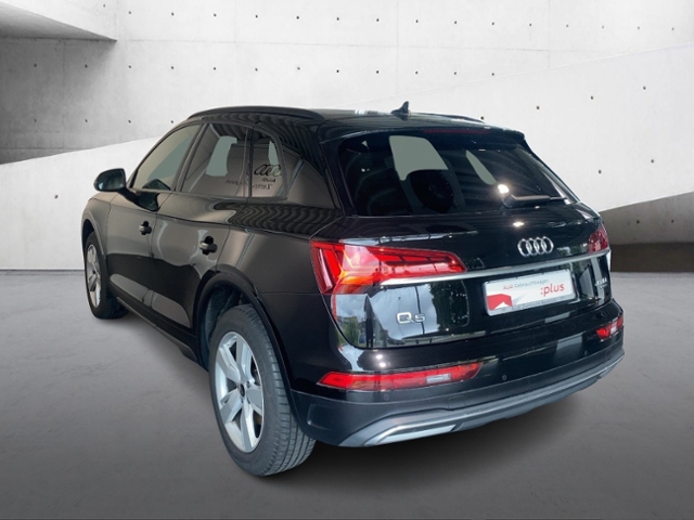 Q5 40 TDI Quattro S-Line+Navi+Matrix+Ahk+Kamera+
