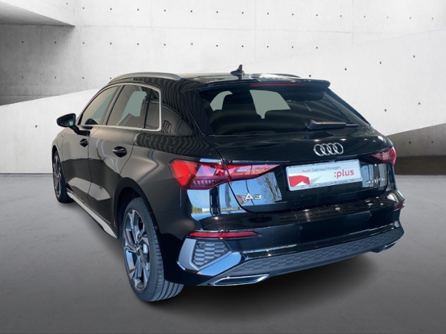A3 Sportback e-tron 40 TFSI e S-Line+Navi+Matrix