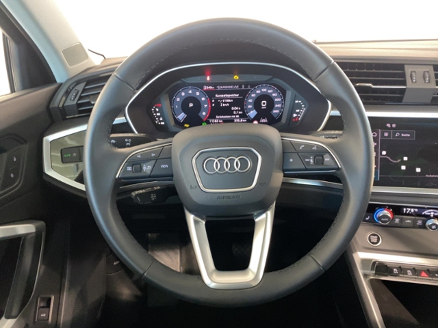 Q3 40 TFSI Quattro S tronic+Navi+Led+Carplay+Vir