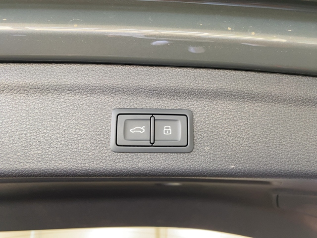Q3 40 TFSI Quattro S tronic+Navi+Led+Carplay+Vir