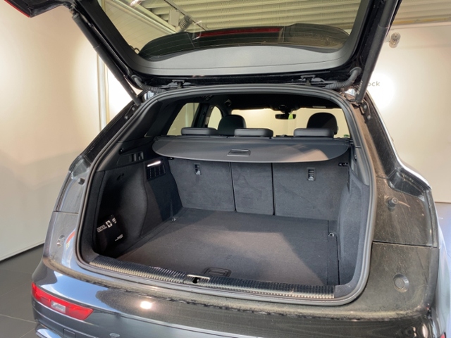 Q5 40 TDI QUATTRO S-Line+Navi+Matrix+Virt Cock+K