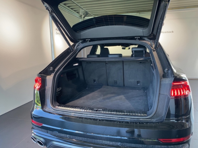 SQ8 4.0 TFSI Quattro+Navi+Matrix+Head Up+Ahk+Sbl