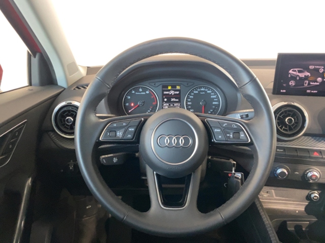 Q2 35 TFSI S tronic+Led+Carplay+Ambiente+Shz+Opt