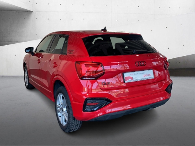 Q2 35 TFSI S tronic+Led+Carplay+Ambiente+Shz+Opt