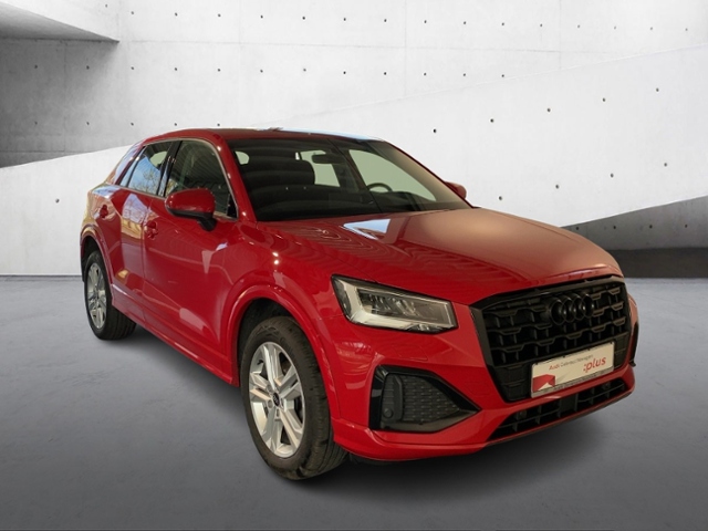 Q2 35 TFSI S tronic+Led+Carplay+Ambiente+Shz+Opt