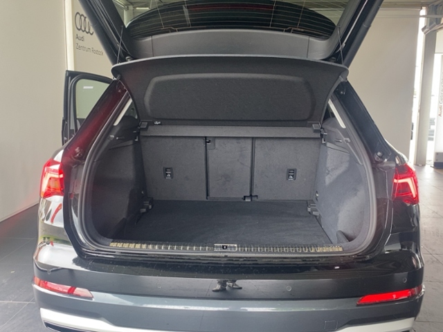 Q3 35 TFSI S tronic+Navi+Led+Virt Cock+Ambiente+