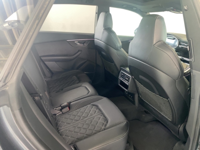 SQ8 4.0 TFSI Quattro Competition+Navi+Matrix+Ahk
