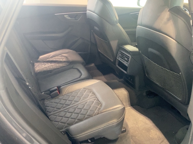 SQ8 4.0 TFSI Quattro Competition+Navi+Matrix+Ahk