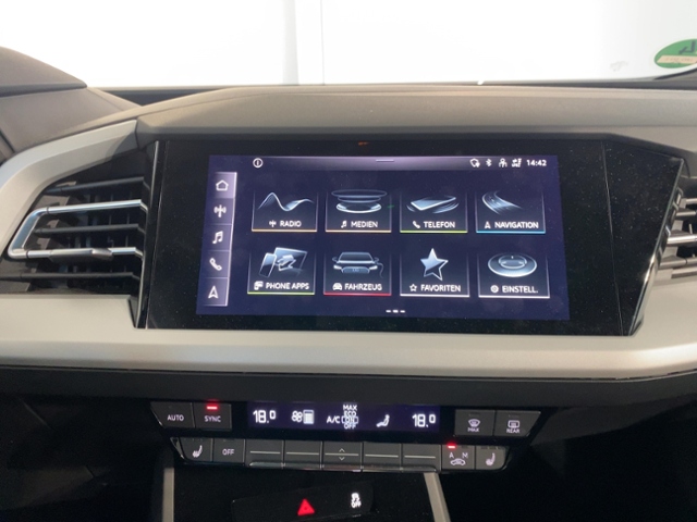 Q4 35 e-tron+Led+Carplay+Pano+Virt Cock+Ambiente