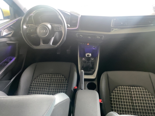 A1 Sportback 30 TFSI S-Line 6-Gang+Carplay+Led+V