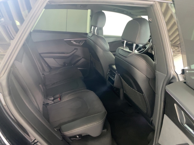 Q8 50 TDI Quattro S-Line+Navi+Matrix+Ahk+Head Up